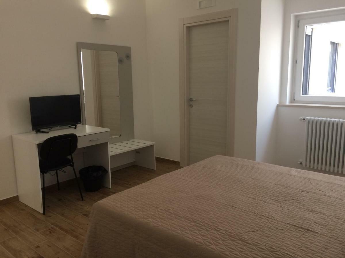 Residence Al Pino Matera Extérieur photo